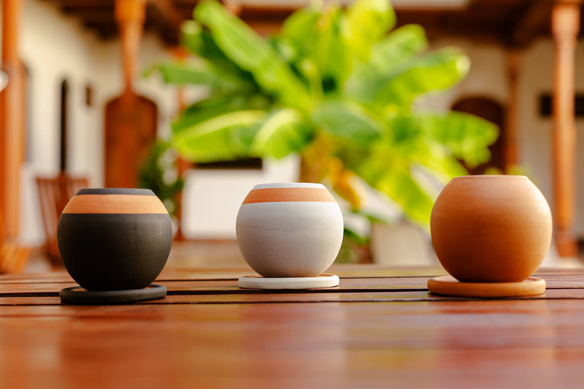 Round Planter with Drainage Plate: Black/Terracotta , Home Decor Housewarming Gift for Her