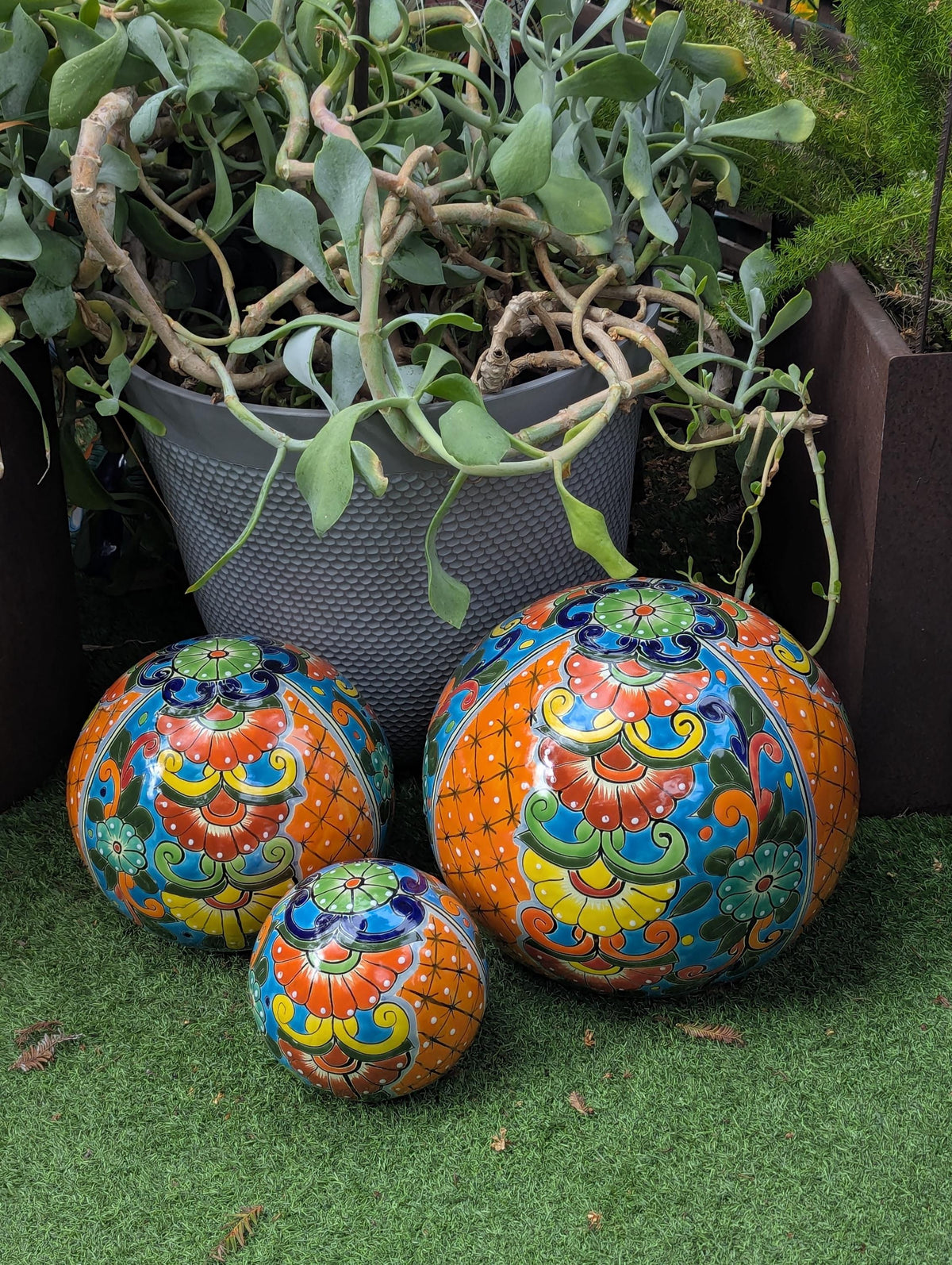 Spheres Garden Decor & Yard Art | Ceramic Talavera Pottery | Handmade in Mexico