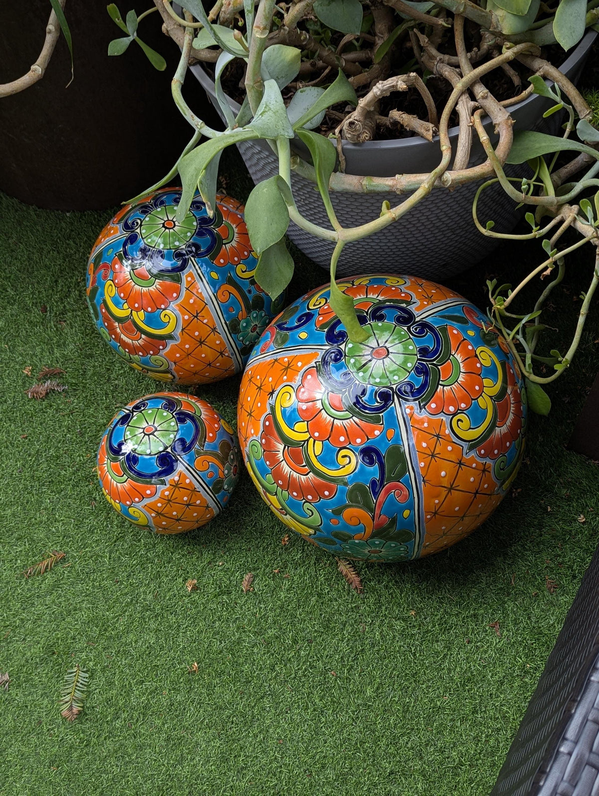 Spheres Garden Decor & Yard Art | Ceramic Talavera Pottery | Handmade in Mexico