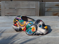 Talavera Bloodhound Flower Pot for Outdoor or Garden Decorations, Dog Lover Gift from luv2brd.com