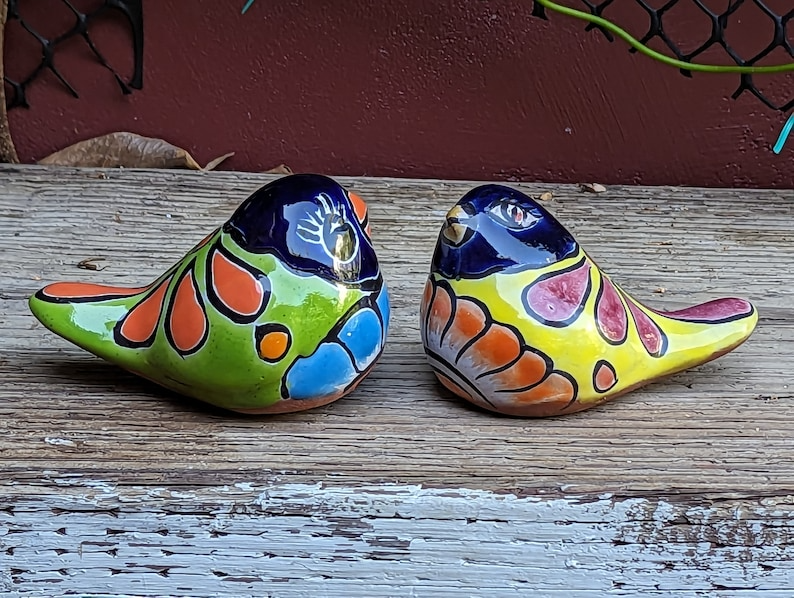 Talavera Birdie Home Decor | Ceramic Pottery Bird Statue & Small Bird Decor, Colorful Bird Art for Home, Yard or Garden Decor