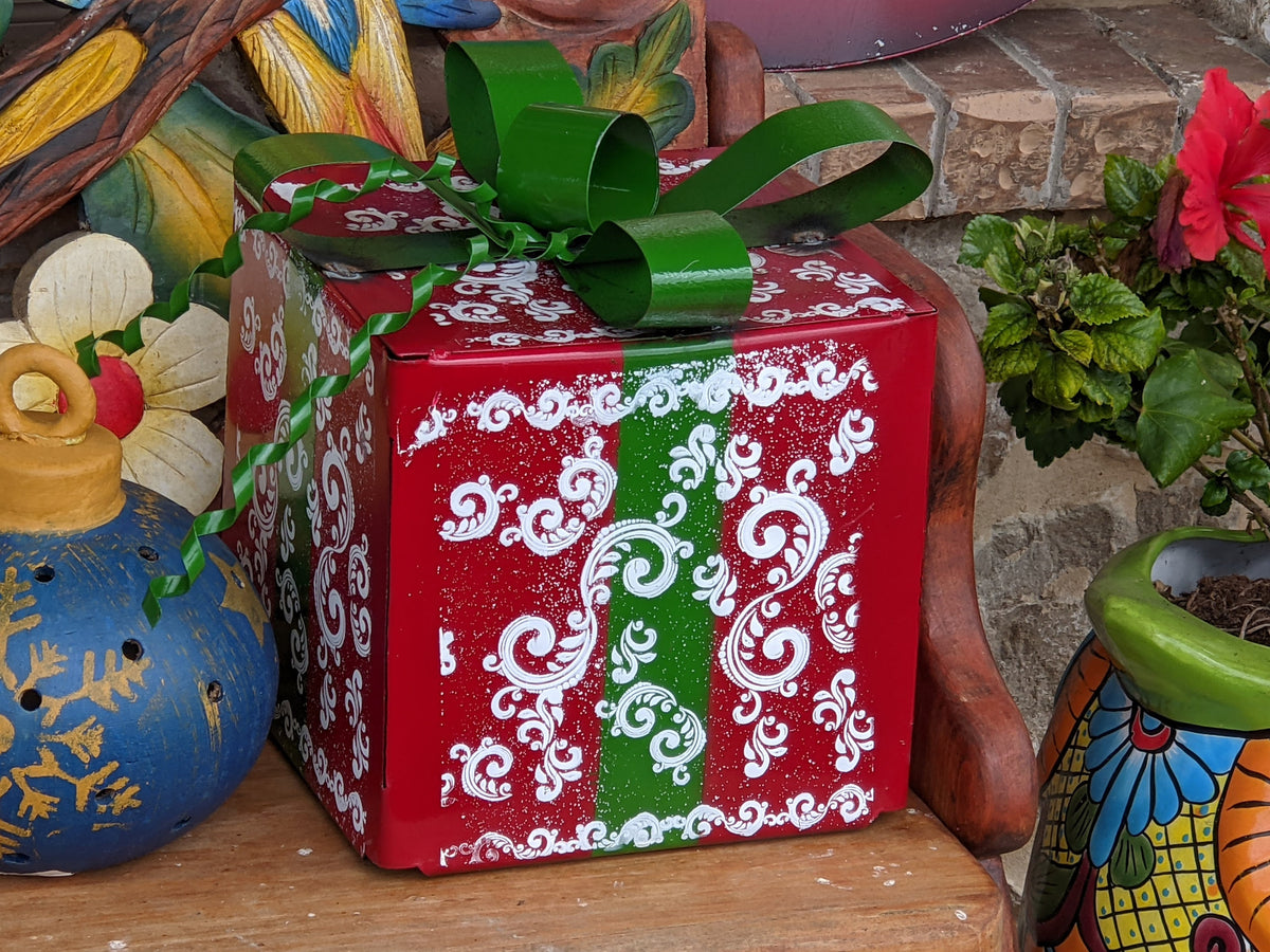 Christmas Decor Outdoor Festive Holiday Decor, Metal Gift Boxes Yard Art or Porch Decor 10x10x8