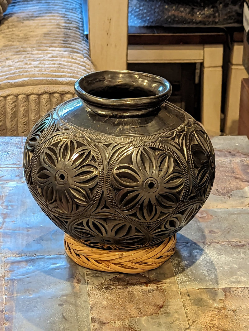 Decorative Centerpiece or Stunning Dried Flower Vase | Black Pottery Home Decor Handmade Mexican Pottery of San Bartolo, Oaxaca Indoor Decor