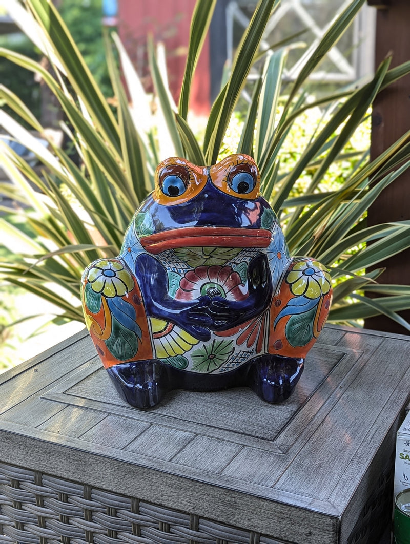 Talavera Frog Flower Pot | Ceramic Pottery for Indoor or Outdoor Planter Pot, Handmade Mexican Home Decor or Garden Decor & Yard Art