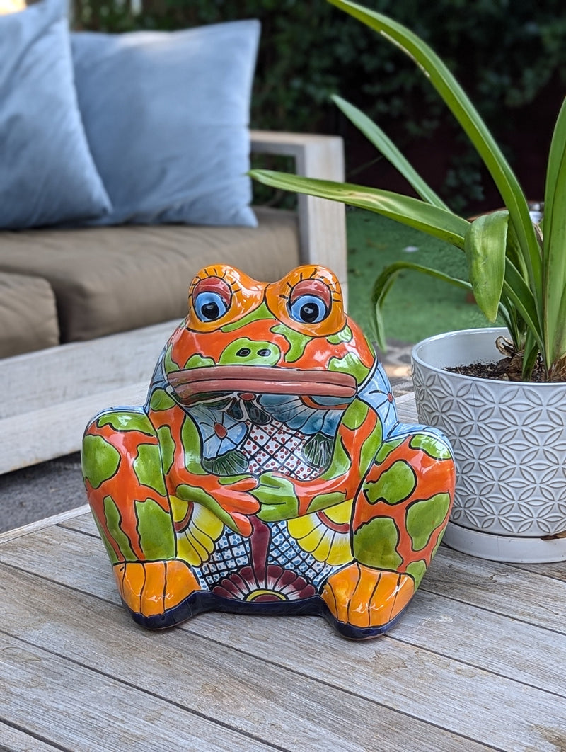 Talavera Frog Flower Pot | Ceramic Pottery for Indoor or Outdoor Planter Pot, Handmade Mexican Home Decor or Garden Decor & Yard Art