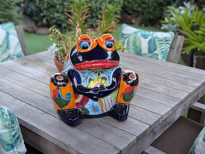 Talavera Frog Flower Pot | Ceramic Pottery for Indoor or Outdoor Planter Pot, Handmade Mexican Home Decor or Garden Decor & Yard Art