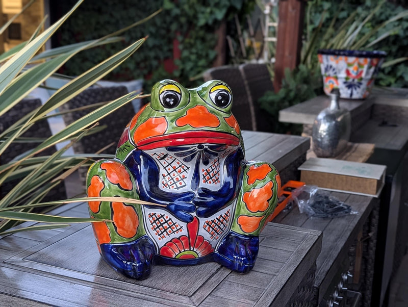 Talavera Frog Flower Pot | Ceramic Pottery for Indoor or Outdoor Planter Pot, Handmade Mexican Home Decor or Garden Decor & Yard Art