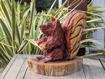 Wooden Squirrel Garden Statue Yard Art & Home Decor, Chainsaw Art Carved Wooden Squirrel Statue for Outdoor Decoration or Indoor Decor