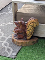 Wooden Squirrel Garden Statue Yard Art & Home Decor, Chainsaw Art Carved Wooden Squirrel Statue for Outdoor Decoration or Indoor Decor