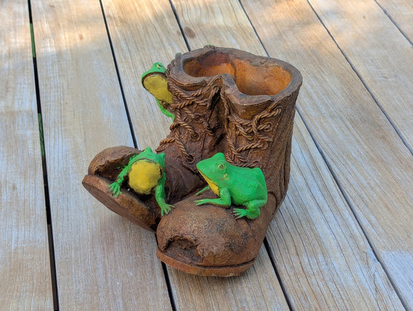 Garden Boots & Frogs Decor | Rustic Cowboy Boot Planter with Frogs Yard Art and Home Decor, Outdoor Decoration or Indoor Decor, Unique Gift