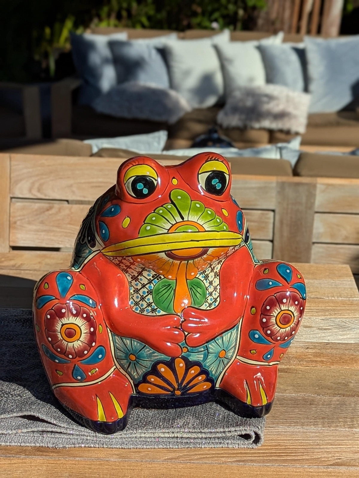 Talavera Frog Flower Pot | Ceramic Pottery for Indoor or Outdoor Planter Pot, Handmade Mexican Home Decor or Garden Decor & Yard Art