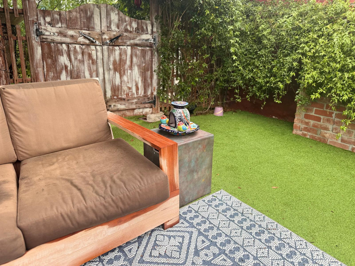 Ceramic Bird Feeder Talavera Pottery, Decorative Outdoor Hanging Feeder Station with Chain, Handmade Mexican Pottery Attract Wild Birds