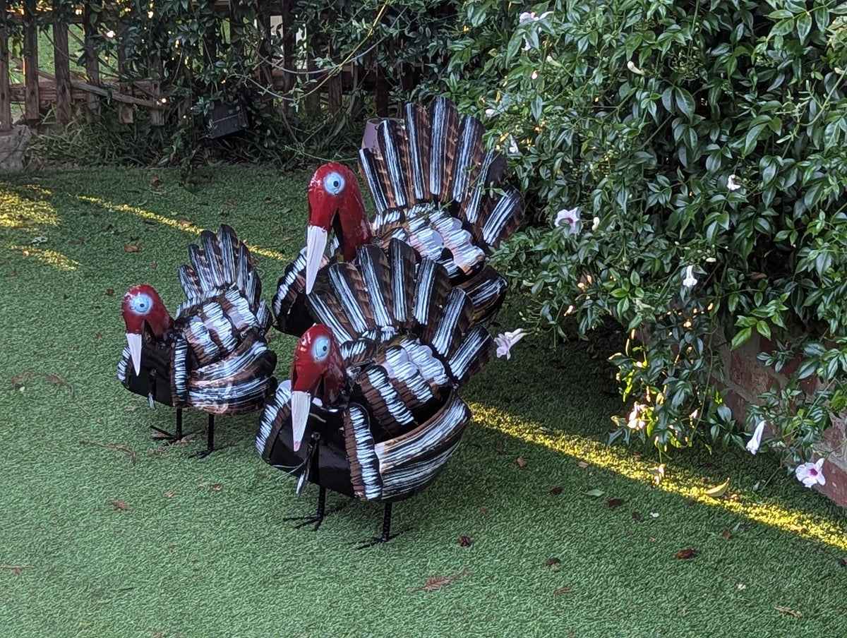 Thanksgiving Turkey Decorations | Outdoor Garden Art  |  Metal Decor in 3 Sizes