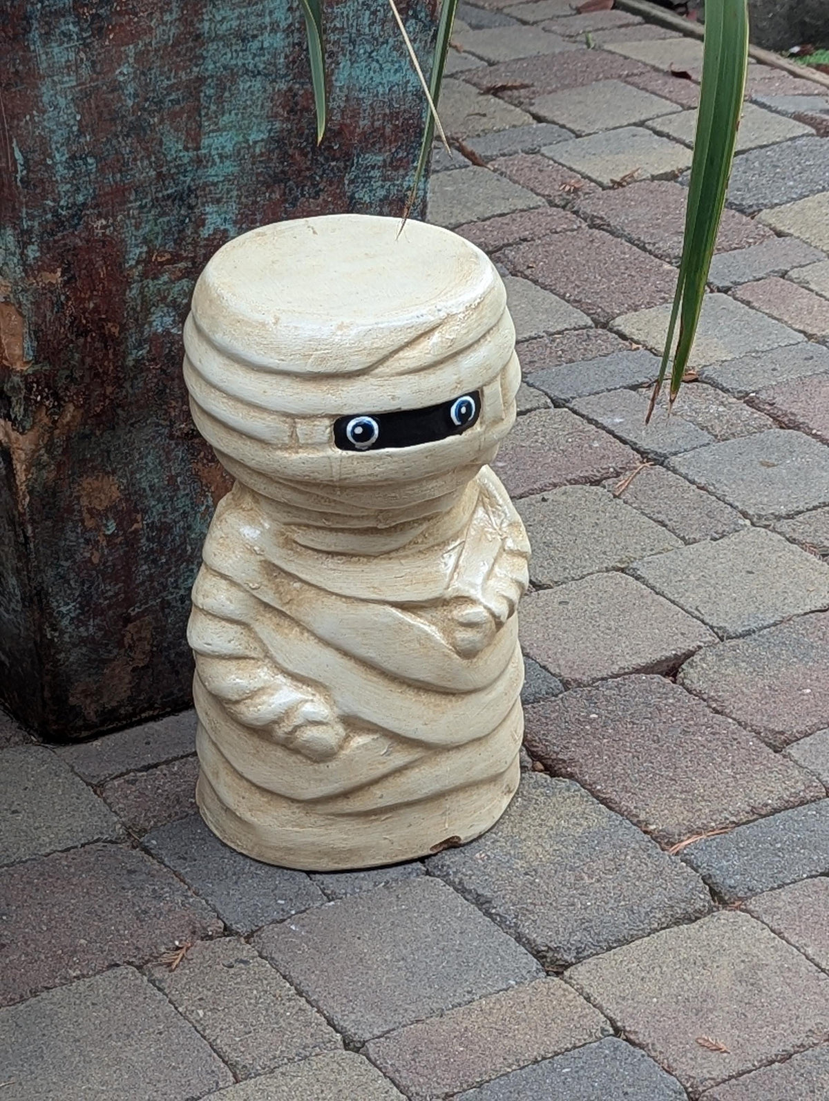 Halloween Mummy Garden Statue | Handmade Spooky Clay Lawn Ornament & Patio Decoration