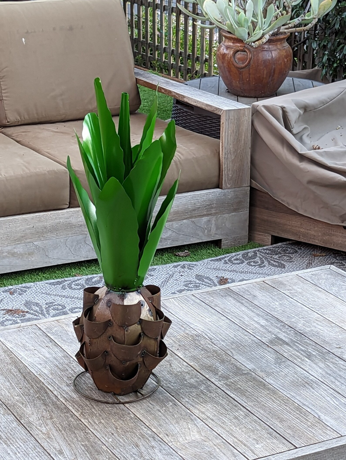 Agave Cactus Yard Art, Metal Agave Garden Decor for Yard or Home, Hand Crafted Lifelike Agave Plant, Mexican Art Cactus Decor in Green