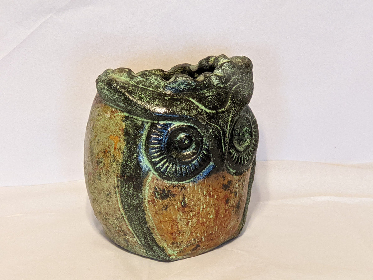 Owl Planter Pot | Mexican Pottery in Clay for Indoor Home Decor or Outdoor Yard Decorations, Small Pot, Two-Tone Owl