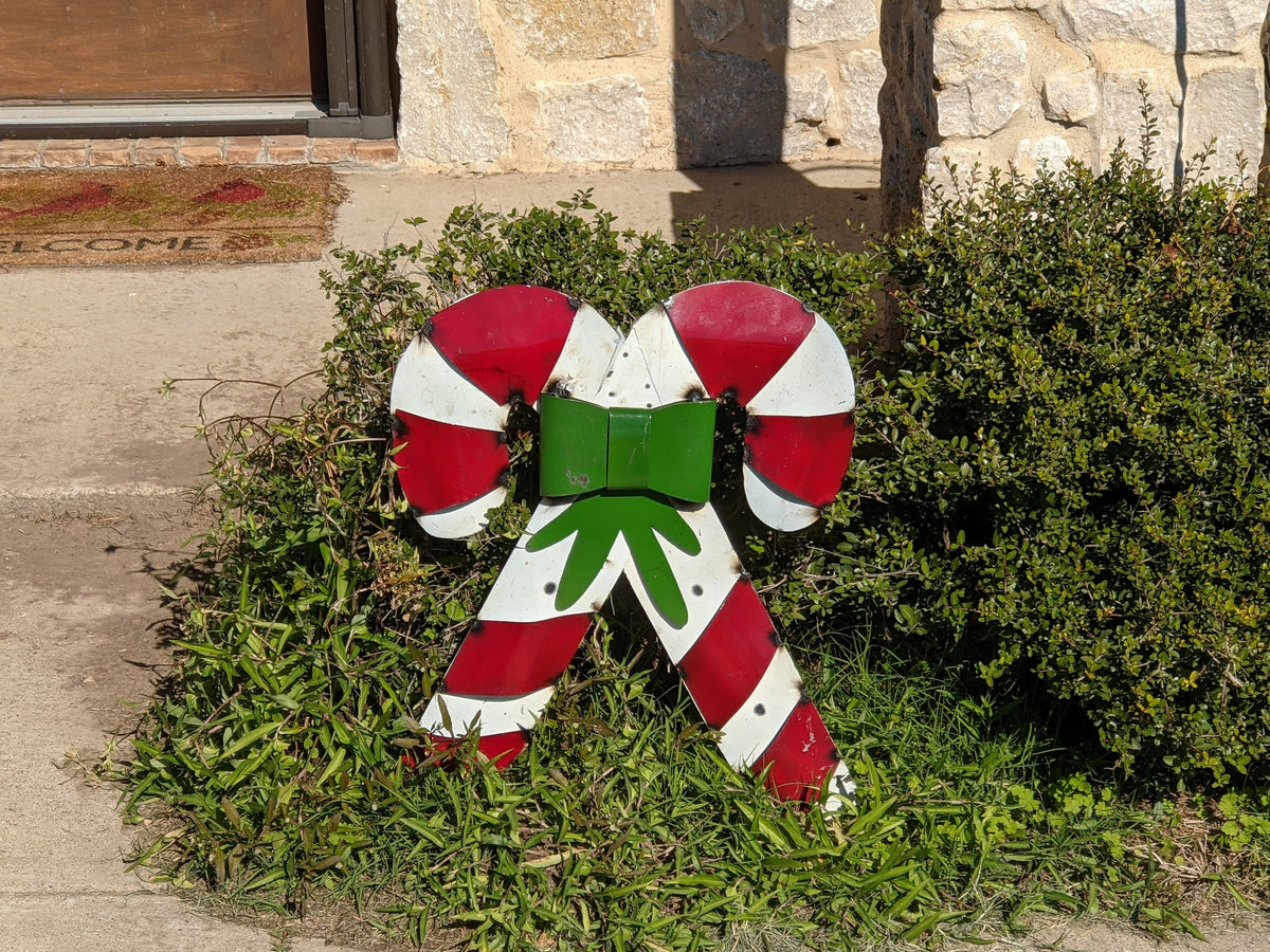 Christmas Candy Canes, Outdoor Christmas Decoration, Christmas Yard Art, Metal Candy Cane Christmas Decor, Outdoor Yard or Porch Decor