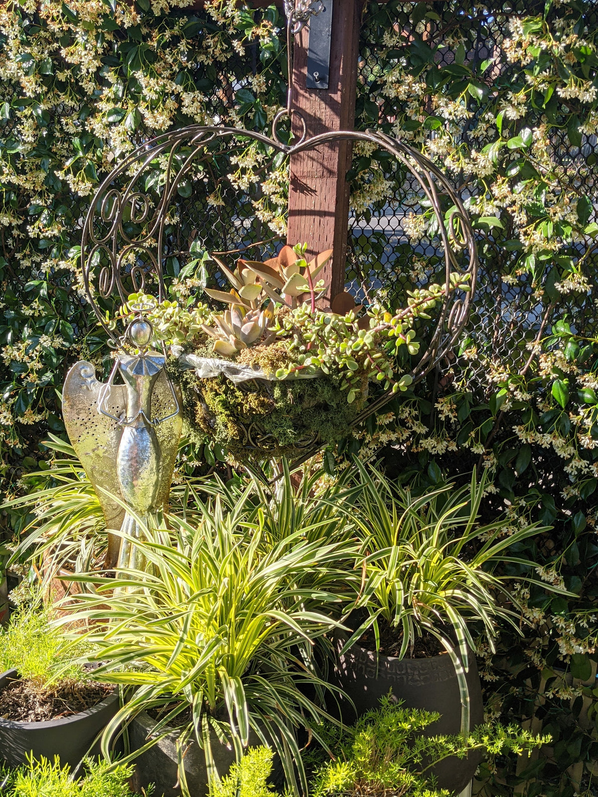Heart Shaped Hanging Basket Garden Decor, Plant Hanger for Yard or Home, Hand Forged Metal Yard Art Basket for Succulents, Plants or Flowers