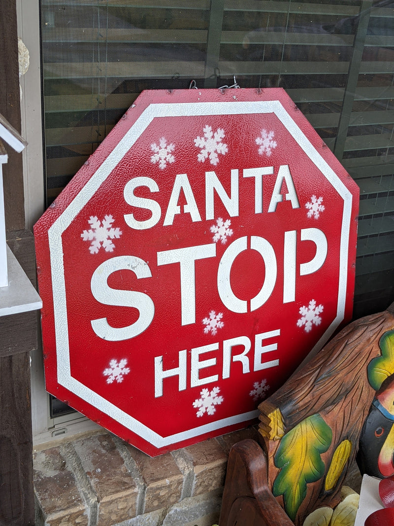 Santa Stop Here Outdoor Sign, Fun Metal Christmas Sign Decor, Large Metal Signs for Christmas, Outside Porch Decor, Inside Home Decor