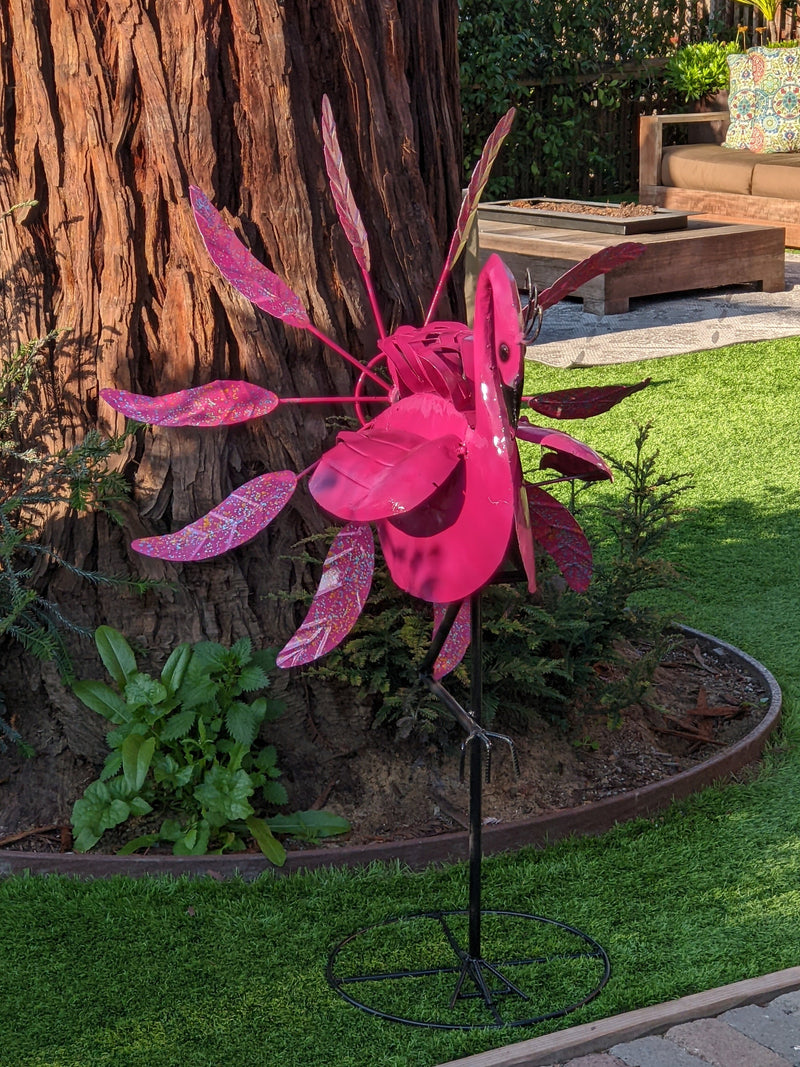 Flamingo Wind Spinner Garden Decor & Pool or Yard Art, Outdoor Decoration Will Rotate Fast on a Windy Day