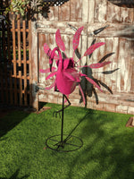 Flamingo Wind Spinner Garden Decor & Pool or Yard Art, Outdoor Decoration Will Rotate Fast on a Windy Day