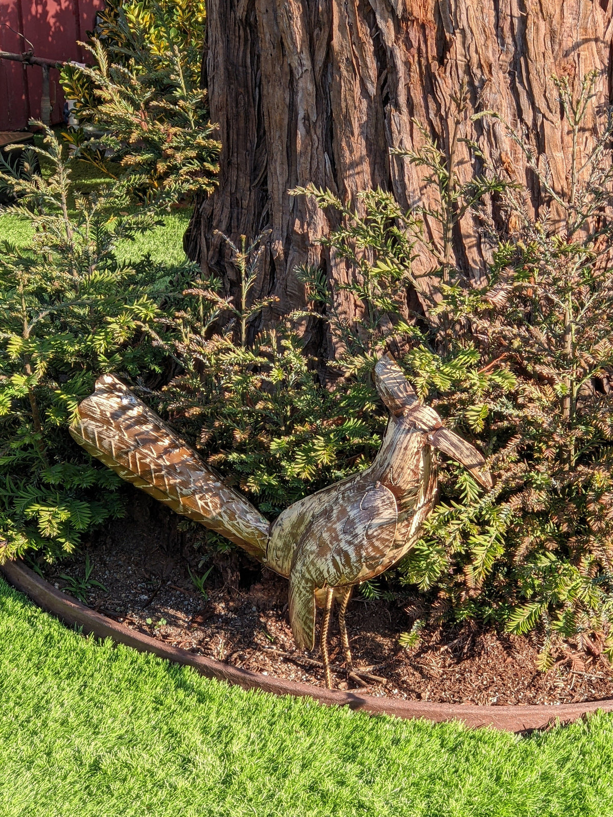 Roadrunner Garden Art, Outdoor Yard Decor, Home Decor or Patio Decor, Metal Roadrunner Decoration for Your Home or Yard, Garden Sculpture