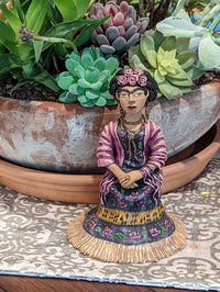 Oaxacan Woman, Oaxaca Folk Art, Woman figurine, Woman folk art, Handmade in Oaxaca Mexico,
