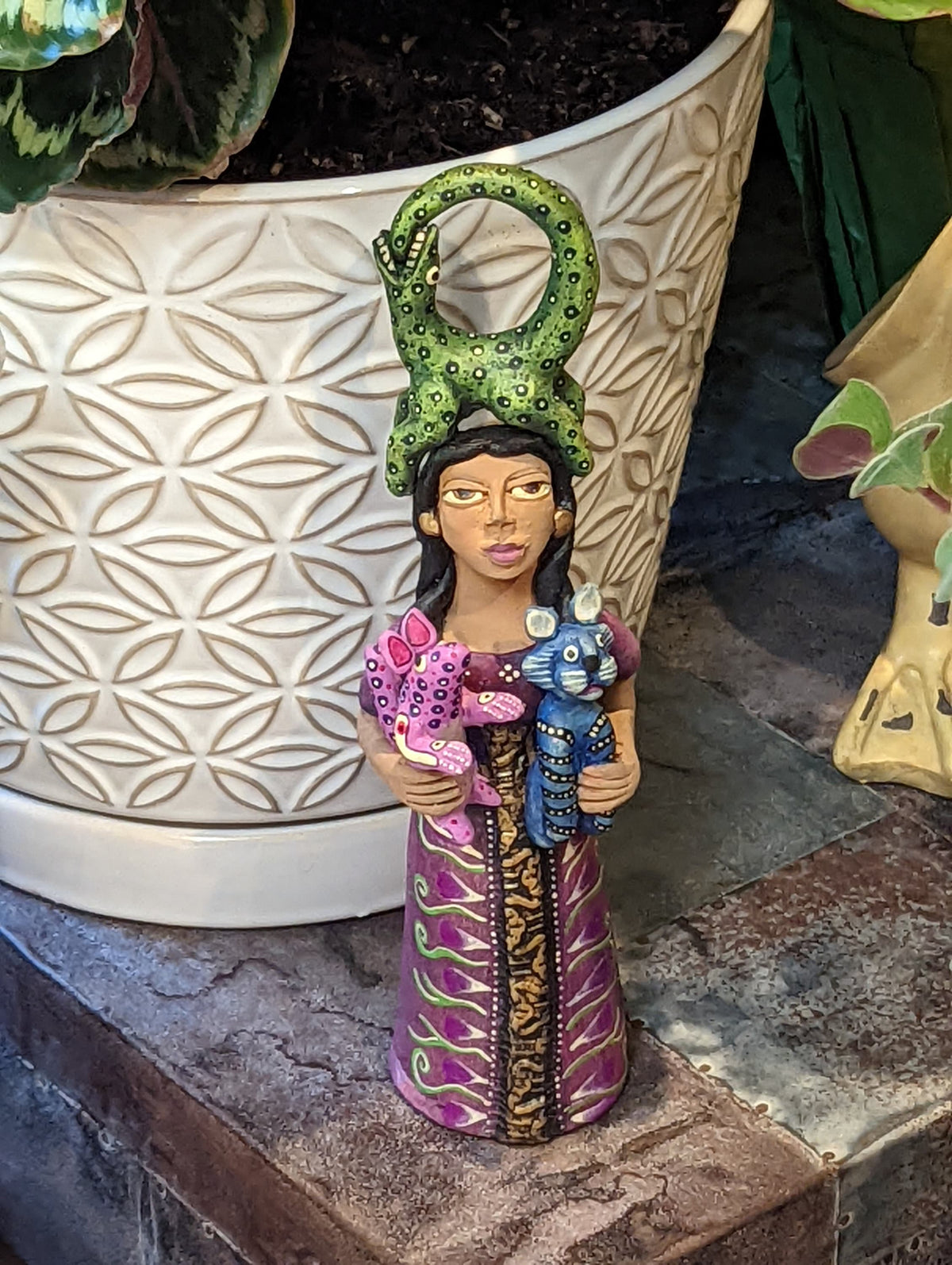 Oaxacan Woman Vendor, Mexican Folk Art from Oaxaca, Clay Figurine, Handmade by Juan Jose Aguilar, Collectible Women Statuette