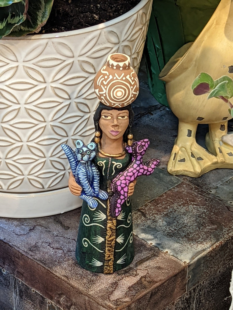 Oaxacan Woman Vendor, Mexican Folk Art from Oaxaca, Clay Figurine, Handmade by Juan Jose Aguilar, Collectible Women Statuette