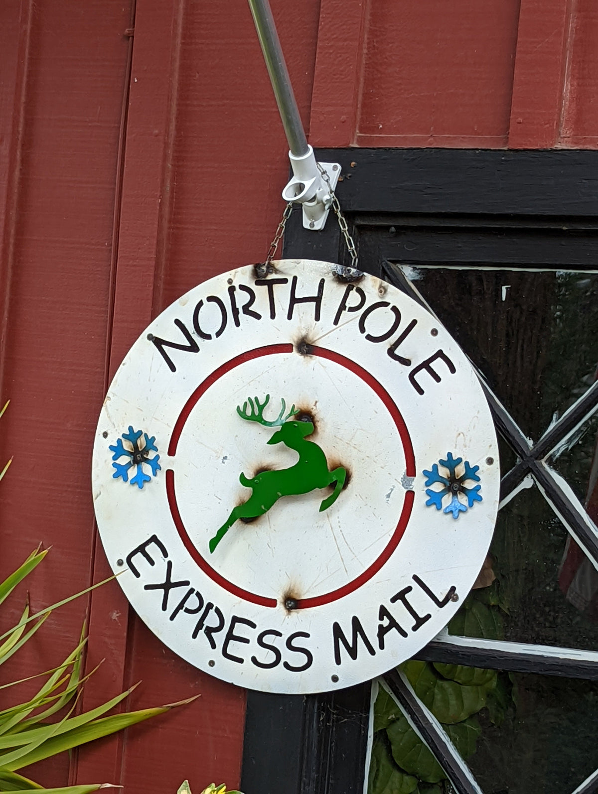 Holiday Decor Christmas Sign, Christmas Yard Art, Rustic Metal Outdoor Christmas Decoration, Country Christmas Farmhouse Decor, North Pole