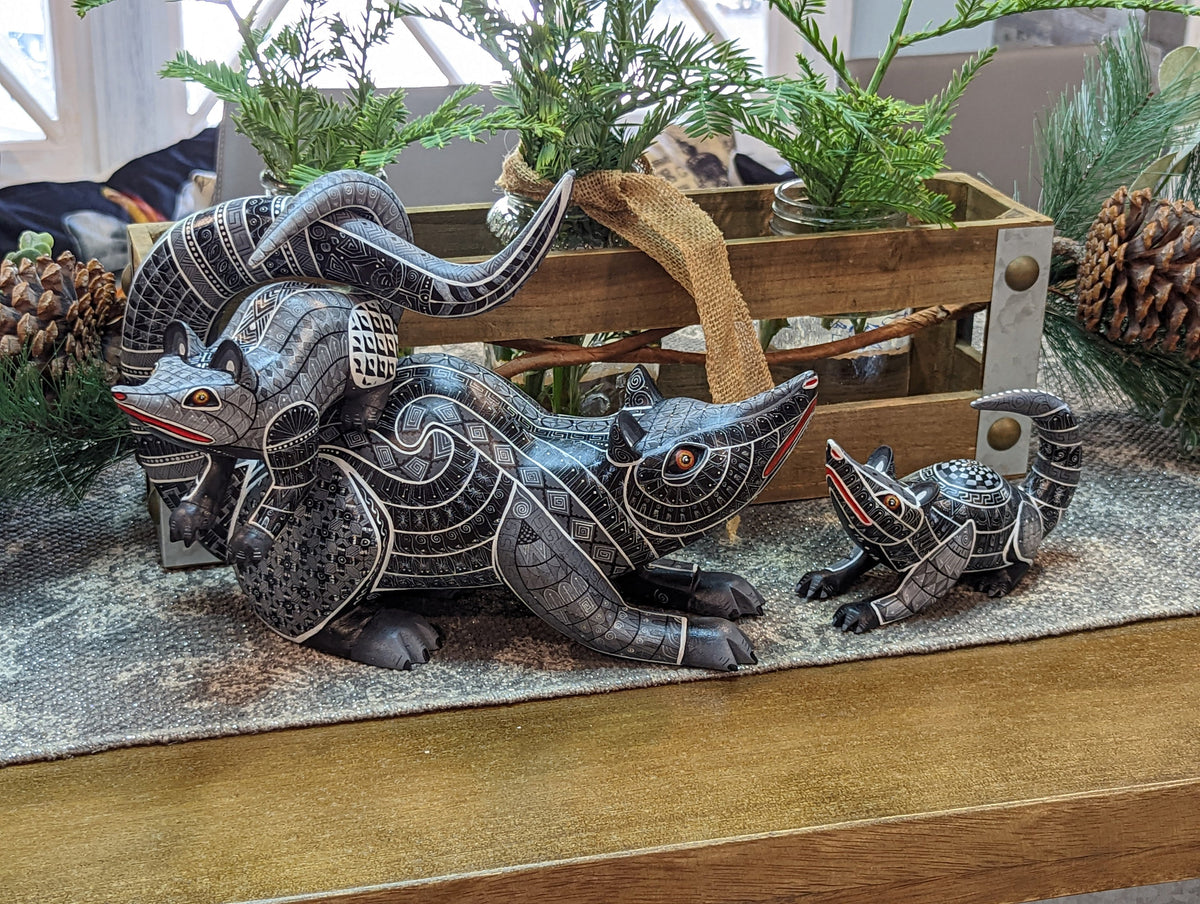 Opossum Alebrijes, Artesania Mexicana, Oaxacan Art, Animal Wood Carving, Mexican Alebrije Gift Idea, Handmade Alebrije Family of 3 Opossums