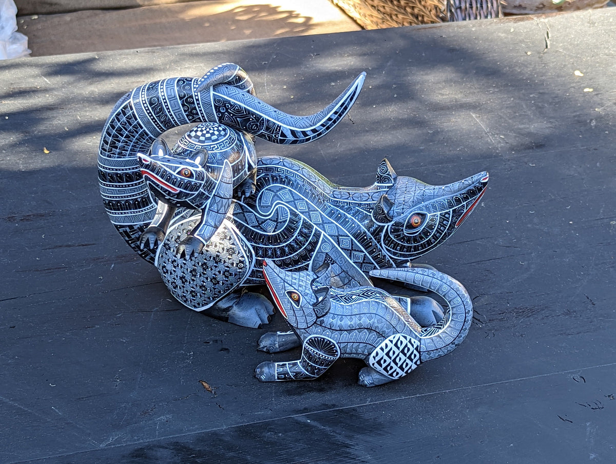 Opossum Alebrijes, Artesania Mexicana, Oaxacan Art, Animal Wood Carving, Mexican Alebrije Gift Idea, Handmade Alebrije Family of 3 Opossums