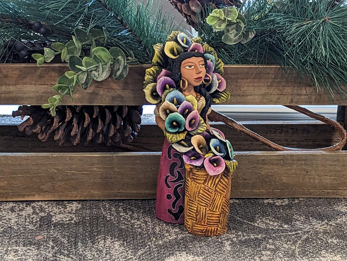 Oaxacan Woman Flower Vendor, Mexican Folk Art from Oaxaca, Clay Figurine, Handmade by Juan Jose Aguilar, Collectible Women Statuette