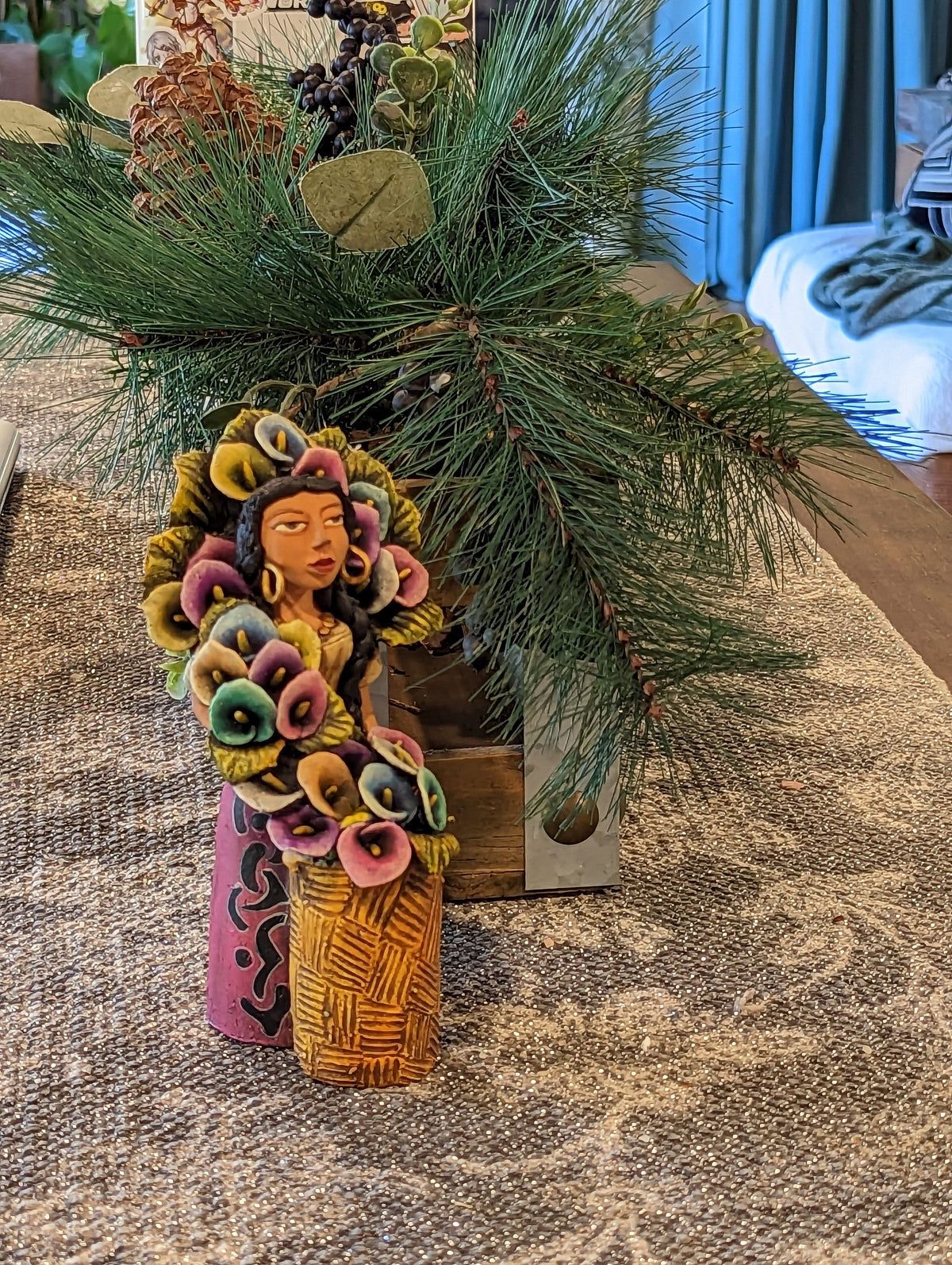 Oaxacan Woman Flower Vendor, Mexican Folk Art from Oaxaca, Clay Figurine, Handmade by Juan Jose Aguilar, Collectible Women Statuette
