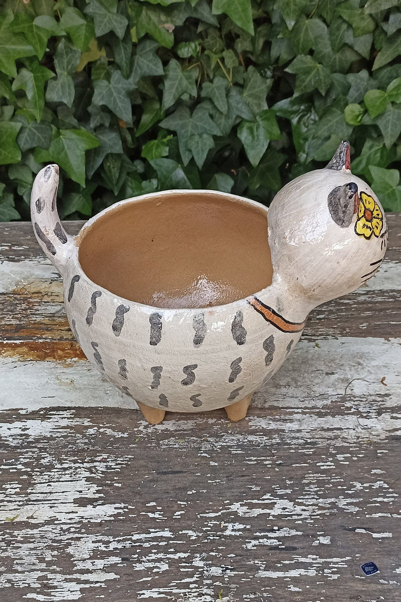 Ceramic Cat Planter, Flower Pot, Handmade Mexican Pottery from Atzompa, Mexico, Home Decor, Indoor or Outdoor Decor, Charming Plant Pot