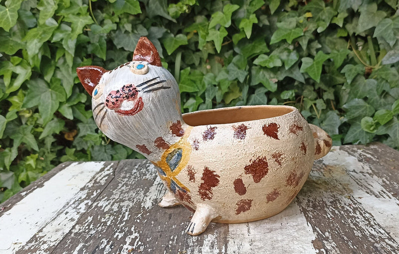 Ceramic Cat Planter, Flower Pot, Handmade Mexican Pottery from Atzompa, Mexico, Home Decor, Indoor or Outdoor Decor, Charming Plant Pot