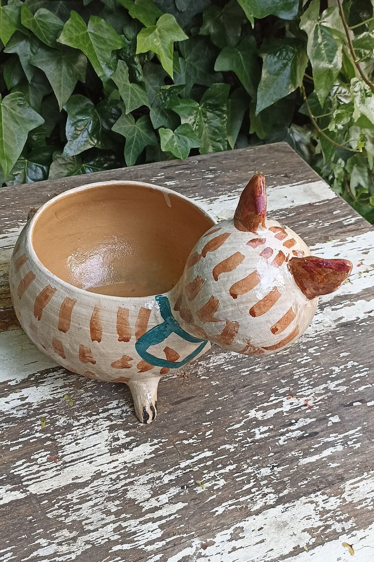 Ceramic Cat Planter, Flower Pot, Handmade Mexican Pottery from Atzompa, Mexico, Home Decor, Indoor or Outdoor Decor, Charming Plant Pot