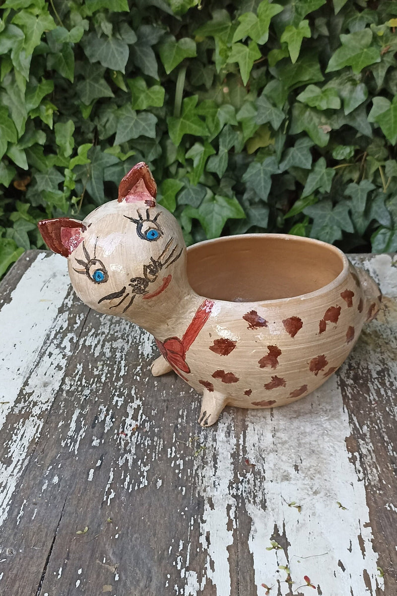 Ceramic Cat Planter, Flower Pot, Handmade Mexican Pottery from Atzompa, Mexico, Home Decor, Indoor or Outdoor Decor, Charming Plant Pot