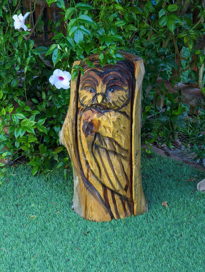 Barn Owl Garden Statue, Owl Wall Art, Barn Owl Decor, Chainsaw Art, Carved Owl Statue, Owl Decorations, Outdoor Garden Statue