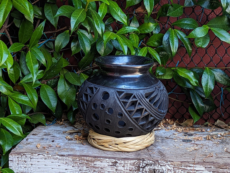 Stunning Dried Flower Vase Black Pottery Home Decor, Handmade Mexican Pottery of San Bartolo, Oaxaca, Indoor Decor, Smaller Centerpiece