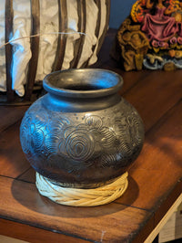 Stunning Dried Flower Vase Black Pottery Home Decor, Handmade Mexican Pottery of San Bartolo, Oaxaca, Indoor Decor, Smaller Centerpiece