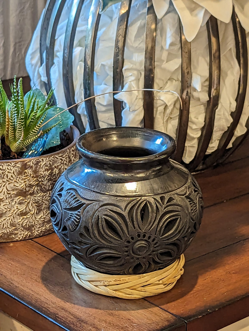 Stunning Dried Flower Vase Black Pottery Home Decor, Handmade Mexican Pottery of San Bartolo, Oaxaca, Indoor Decor, Small Centerpiece