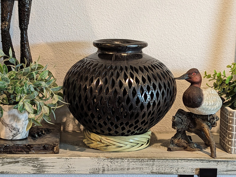 Decorative Centerpiece, Stunning Dried Flower Vase Black Pottery Home Decor, Handmade Mexican Pottery of San Bartolo, Oaxaca, Indoor Decor