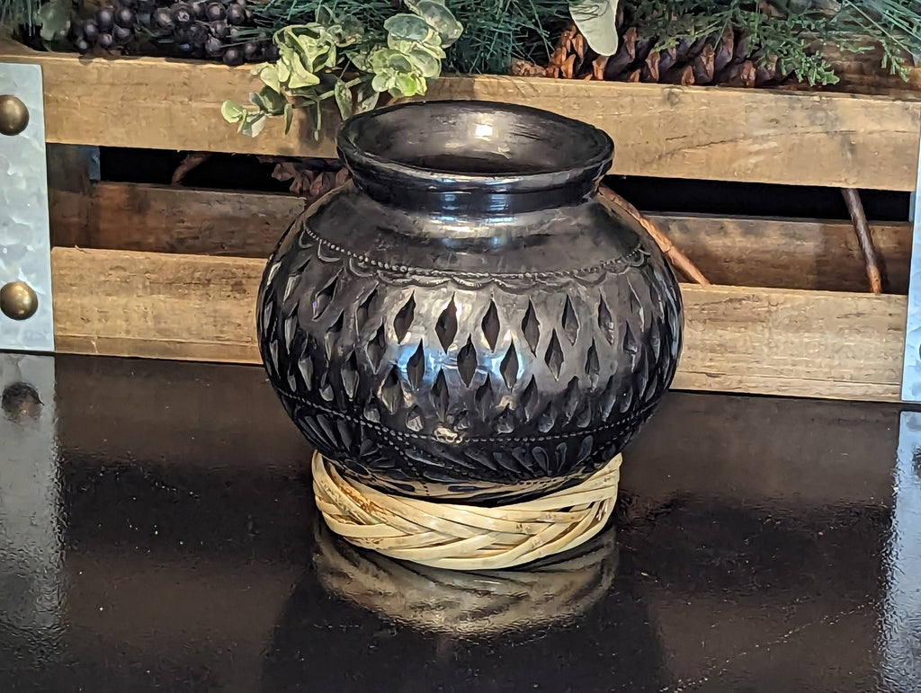 Stunning Dried Flower Vase Black Pottery Home Decor, Handmade Mexican Pottery of San Bartolo, Oaxaca, Indoor Decor, Small Centerpiece