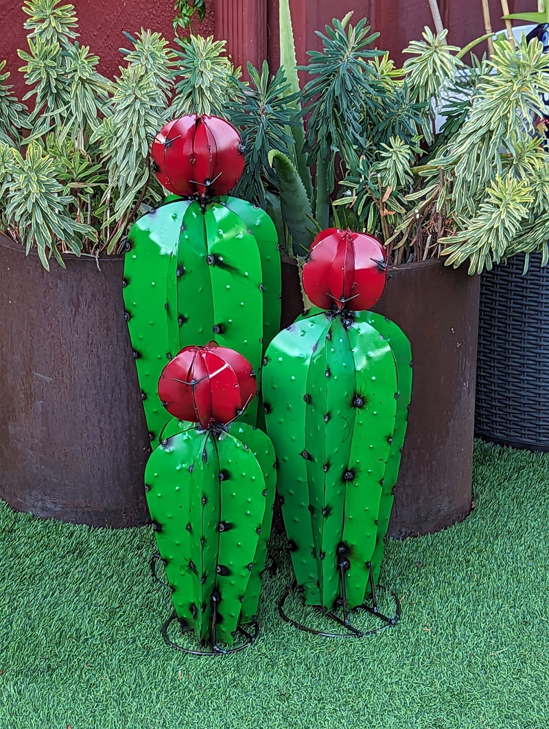 Cactus Family Garden Decor of 3 Cactus Decorations for Your Yard | Hand Painted Lifelike Metal Cactus, 17"-27" Mexican Yard Art